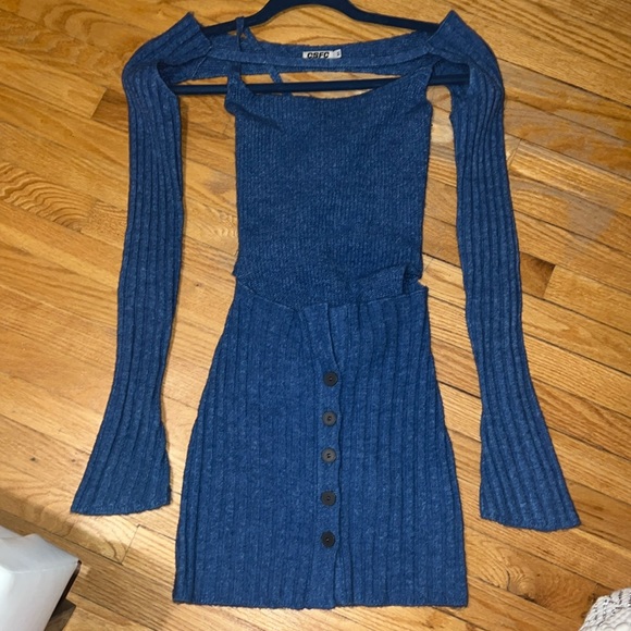 Brand new CSFC label cut-out knitted bodysuit dress w/ strap sleeves - Picture 2 of 4